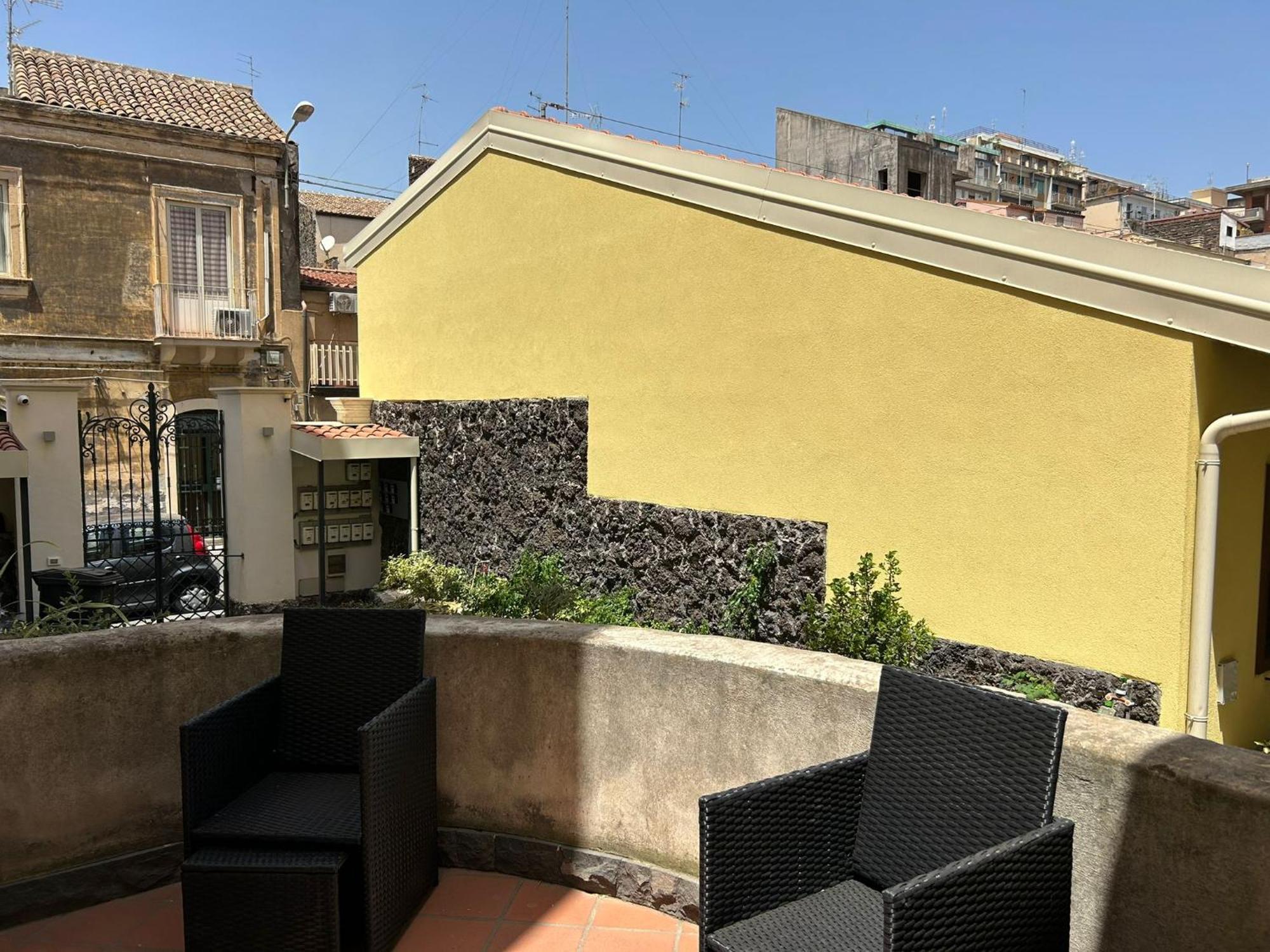 Li Cuti Apartments Катания Экстерьер фото