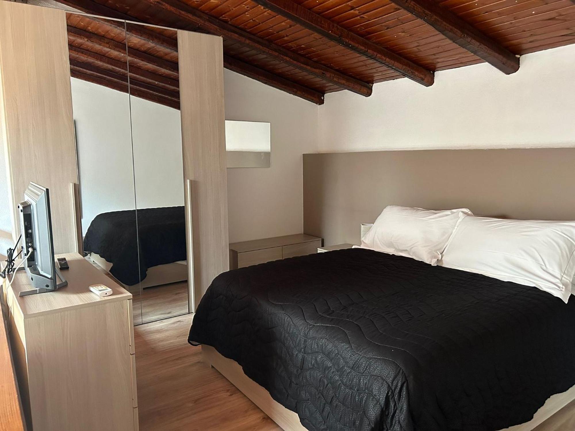 Li Cuti Apartments Катания Экстерьер фото